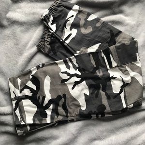 Black and White Camo pants